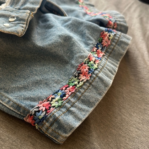 SOLD Vintage Swagger Jeans High Waisted Denim Shorts - Picture 12 of 16